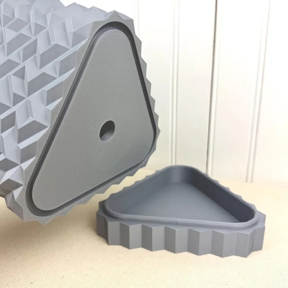 Cobble Planter 02, Indoor Flower Pot, Tabletop Planter, Triangular Design